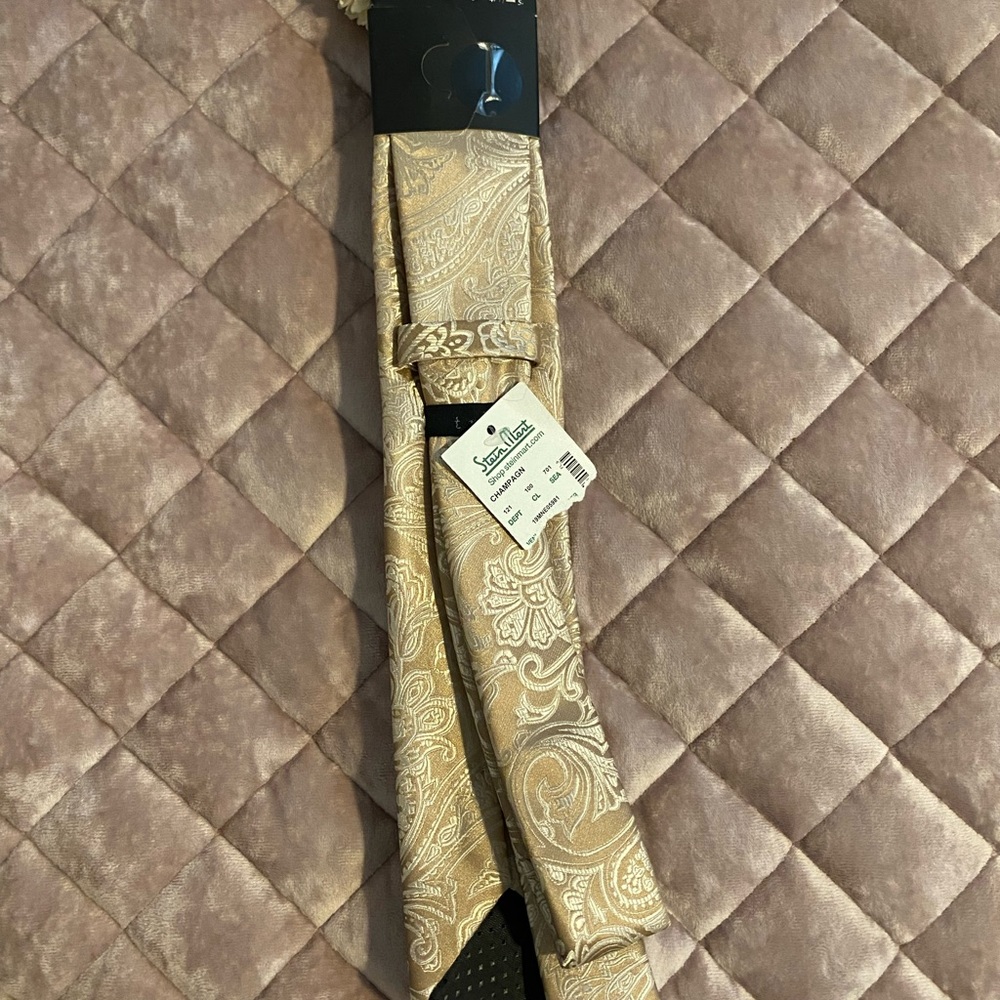 Tie set - Picture 3 of 4